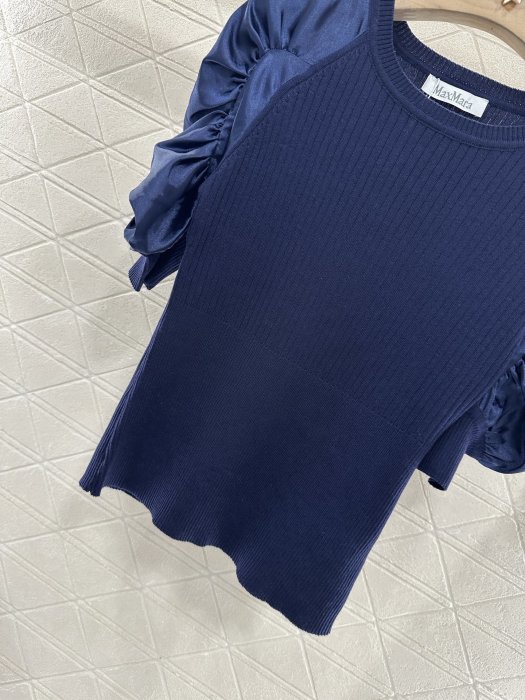 T-shirt women's фото 5