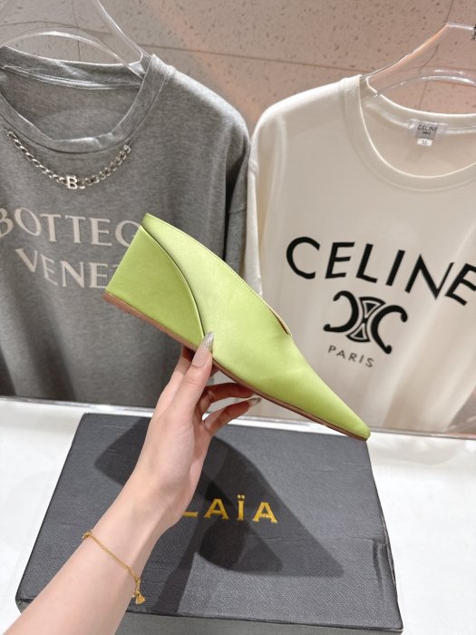 Босоножки фото 5