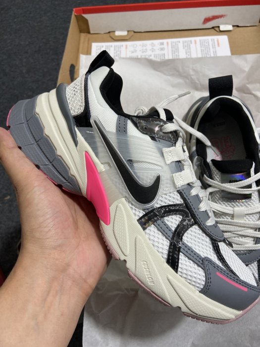 Кроссовки V2K Run