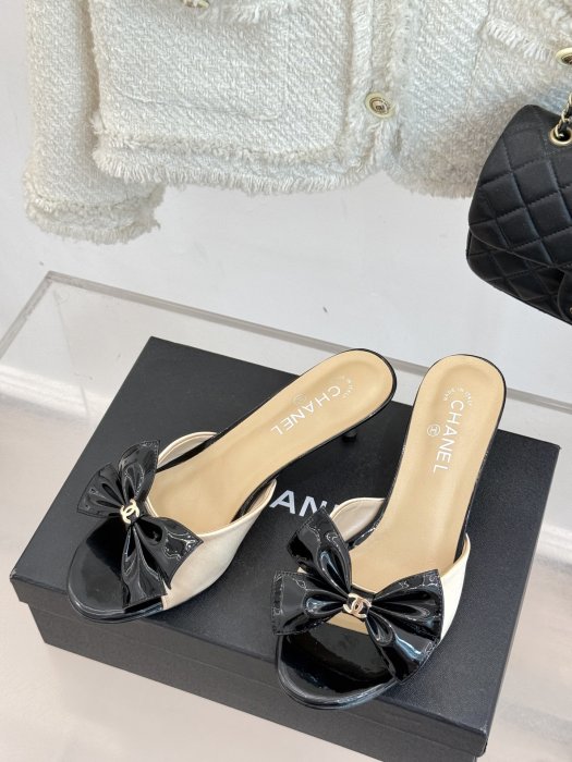 Босоножки фото 2