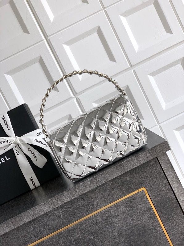 Сумка кожаная CHANEL 25P 18 см фото 4