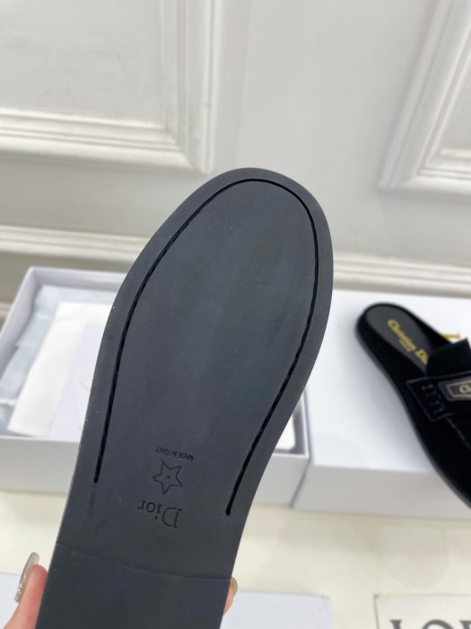 Мюли женские фото 9