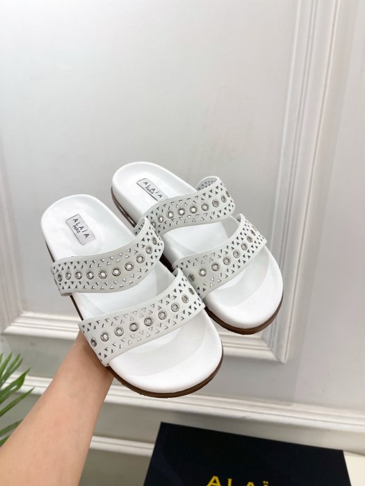 Шлепанцы женские фото 5