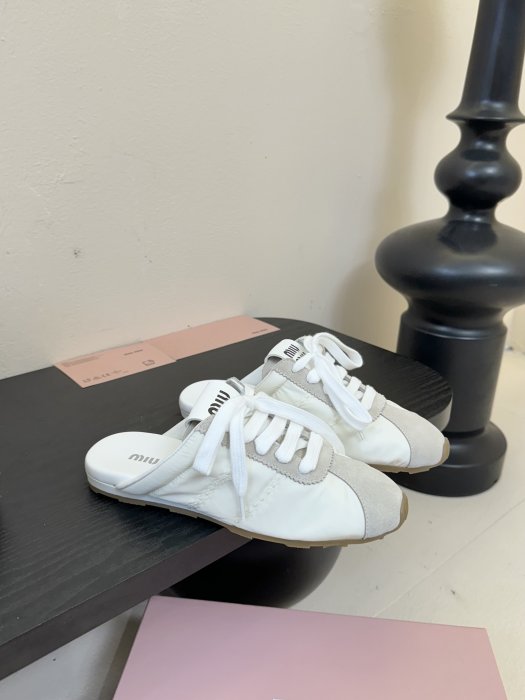 Кроссовки фото 2