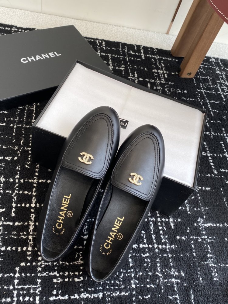 Лоферы женские фото 4