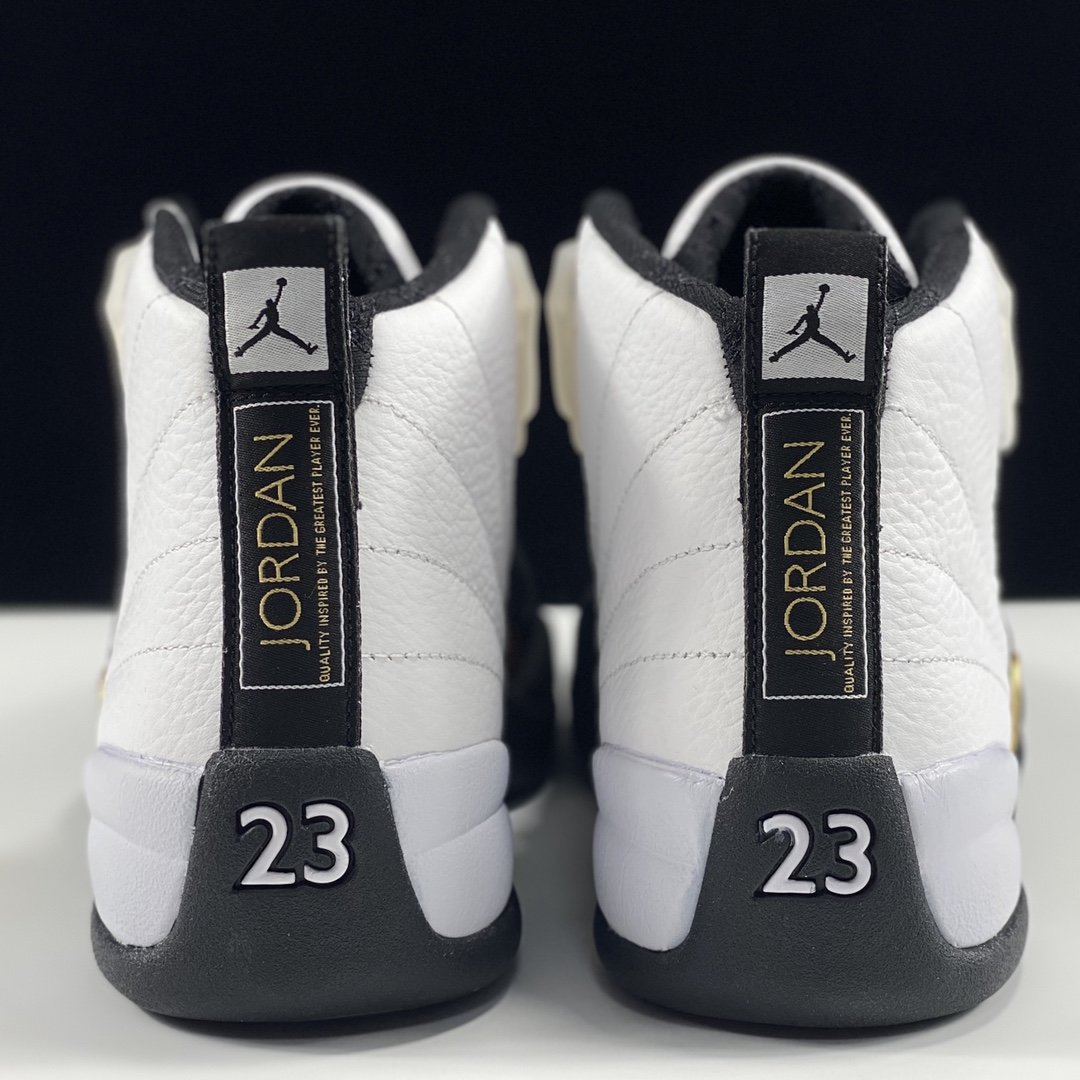 Кросівки Air Jordan 12 фото 4