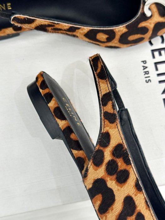 Босоножки фото 8