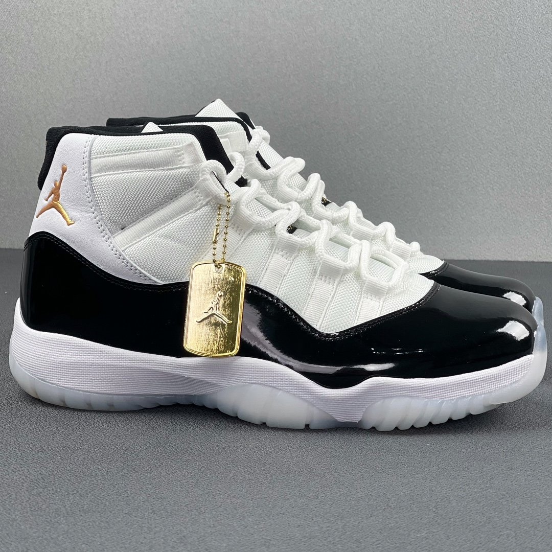 Sneakers Air Jordan 11 CT8012-170