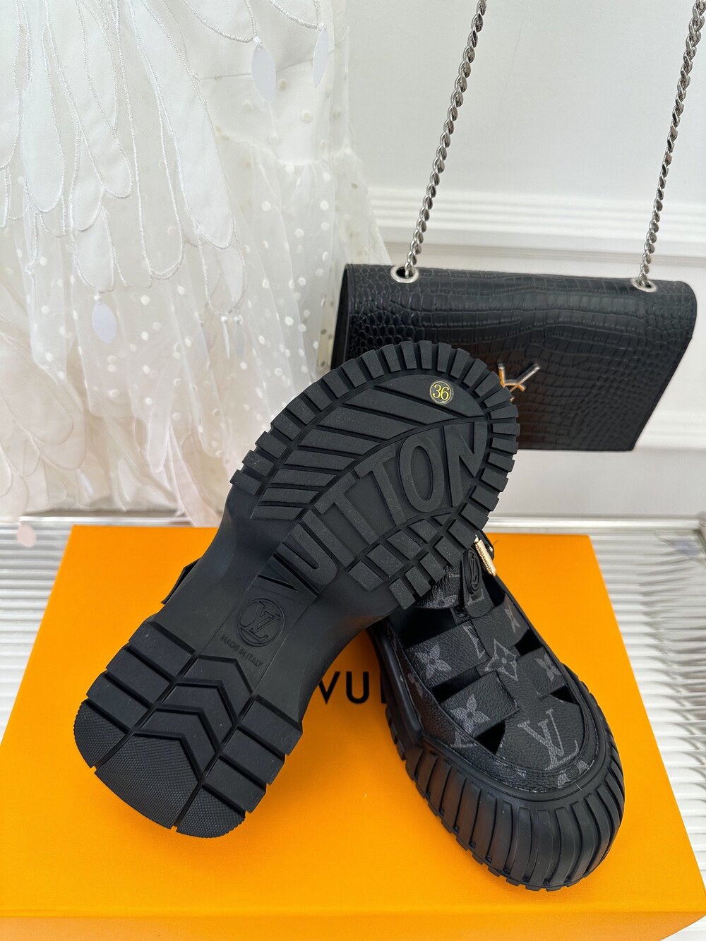 Sandals on platform 5 cm black фото 9