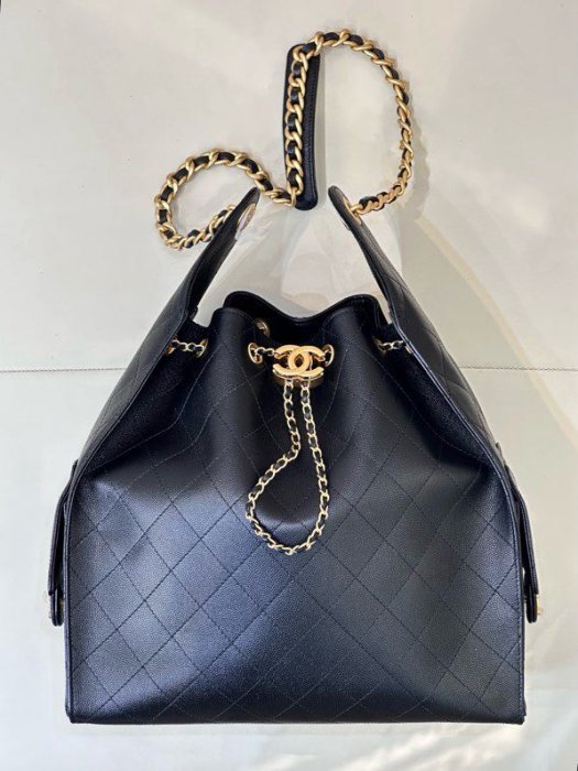 Сумка кожаная черная Chanel 25C 40 см