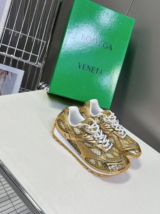 Кроссовки фото 2