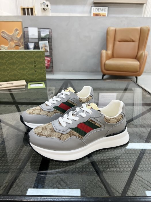 Кроссовки мужские