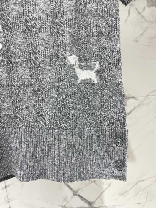 T-shirt women's фото 8