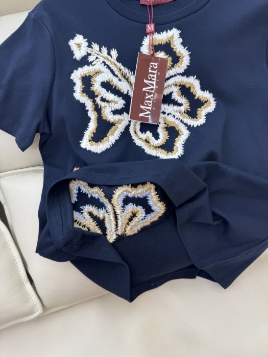 T-shirt women's фото 8