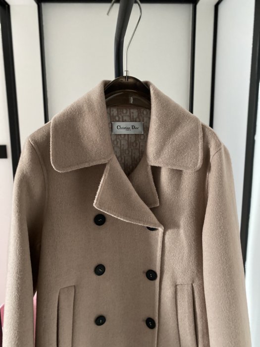 Wool women's coat фото 5