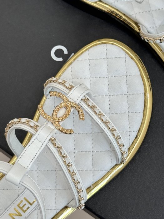 Сандалі жіночі фото 7