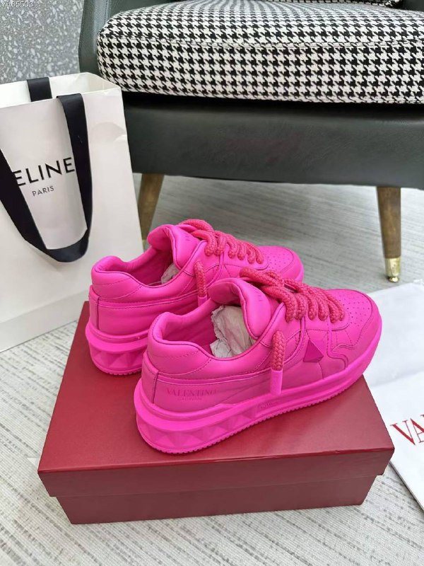 Sneakers women's pink фото 4