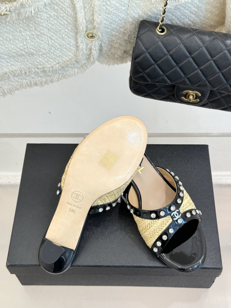 Босоножки фото 9