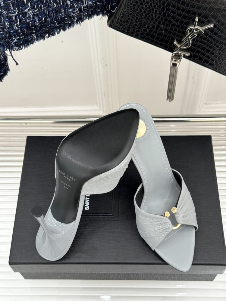 Босоножки фото 9