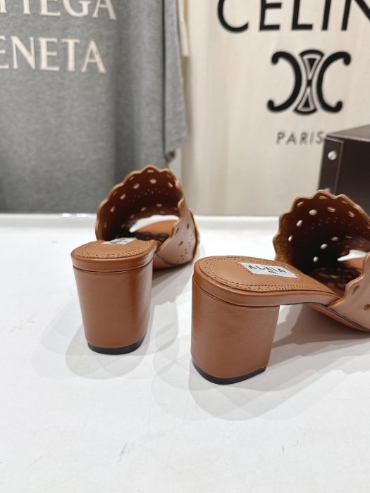 Босоножки фото 8