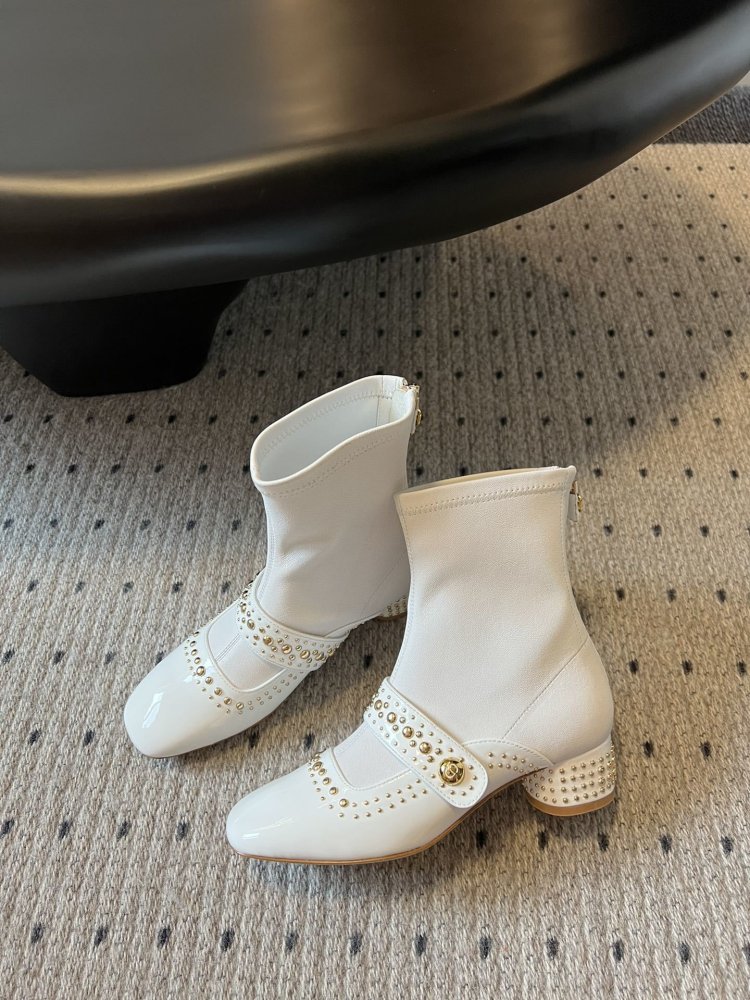 Ботинки женские