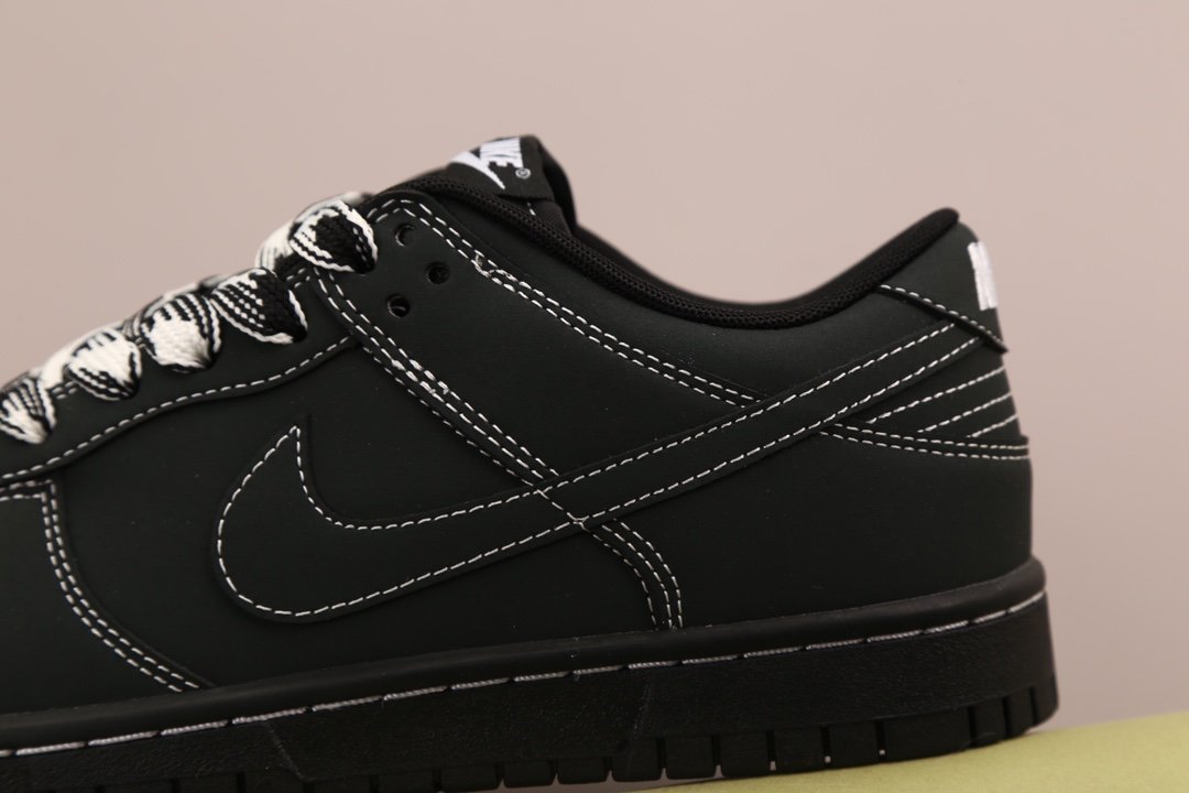 Кроссовки Dunk Low Pure Black DF0517-221 фото 4