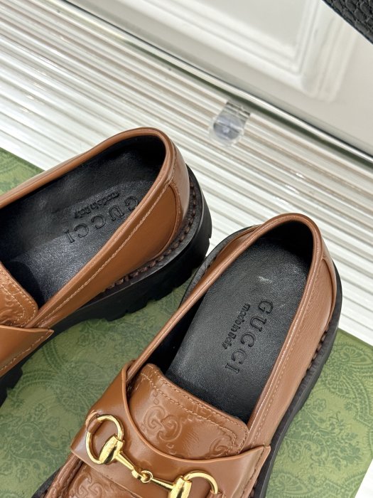 Туфли женские фото 8