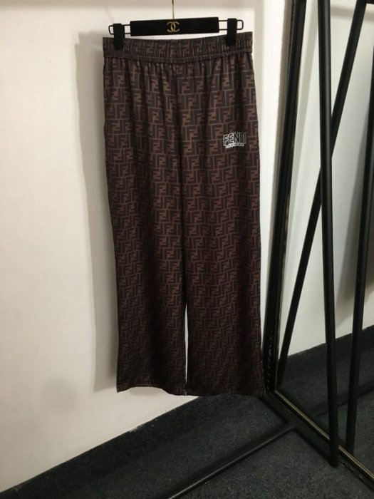 Костюм жіночий фото 9