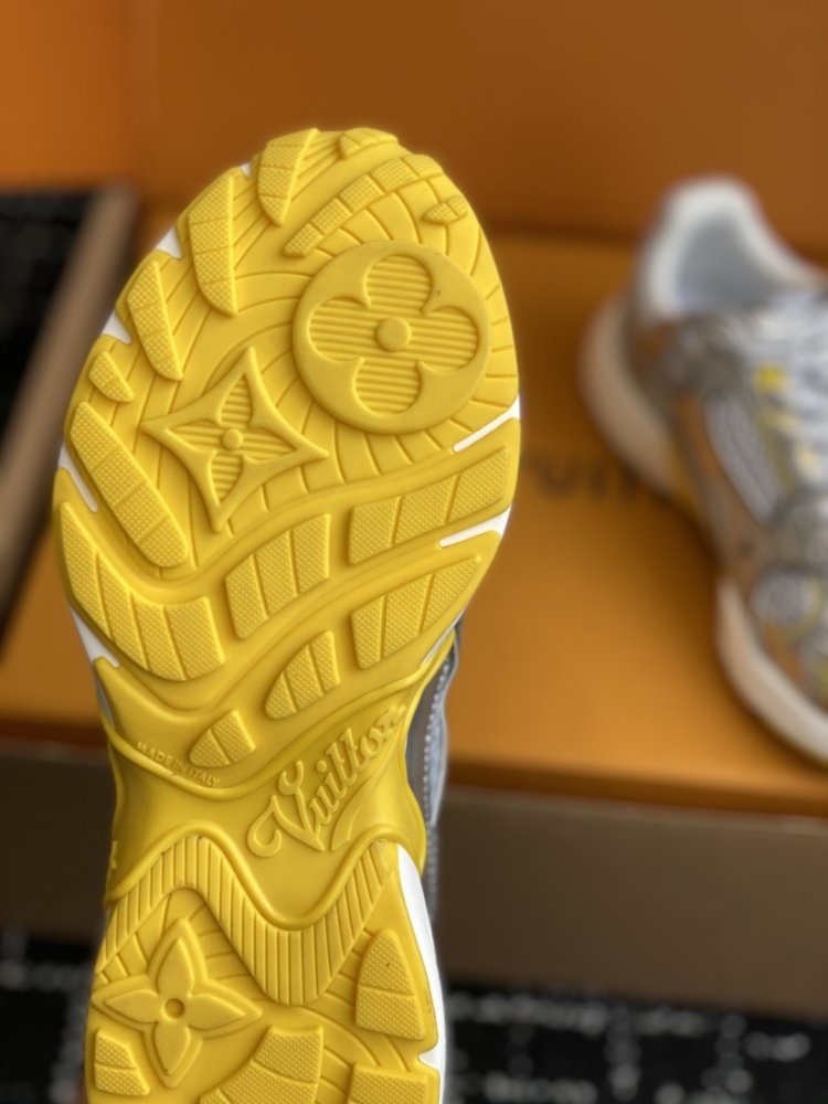 Кроссовки Olympia женские фото 9