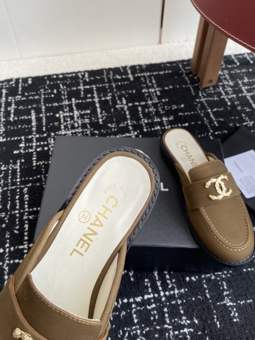 Мюли женские фото 7