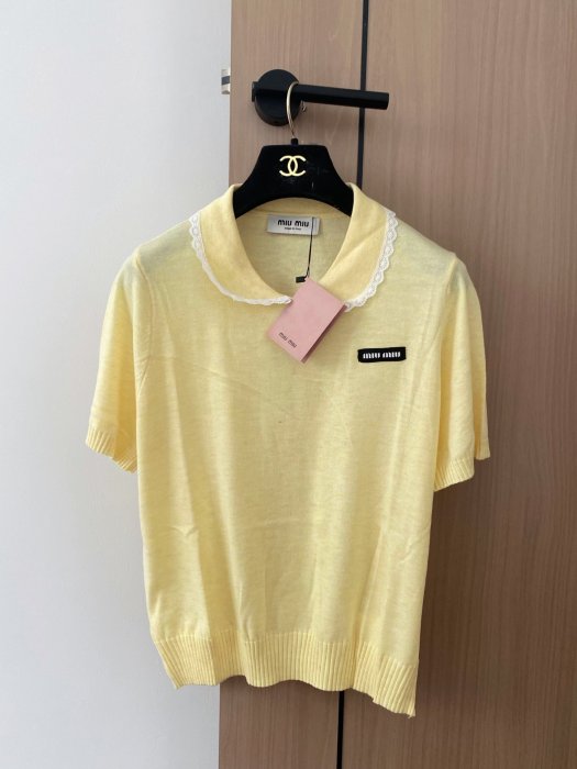 Футболка женская