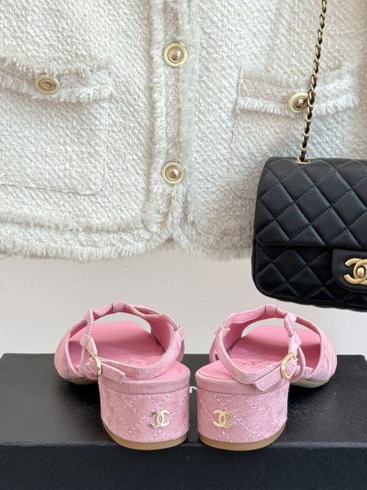 Босоножки фото 6