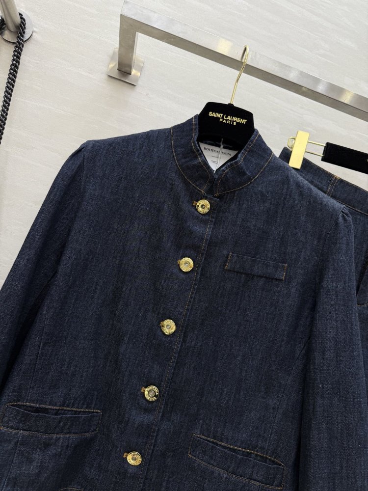 Костюм женский фото 2