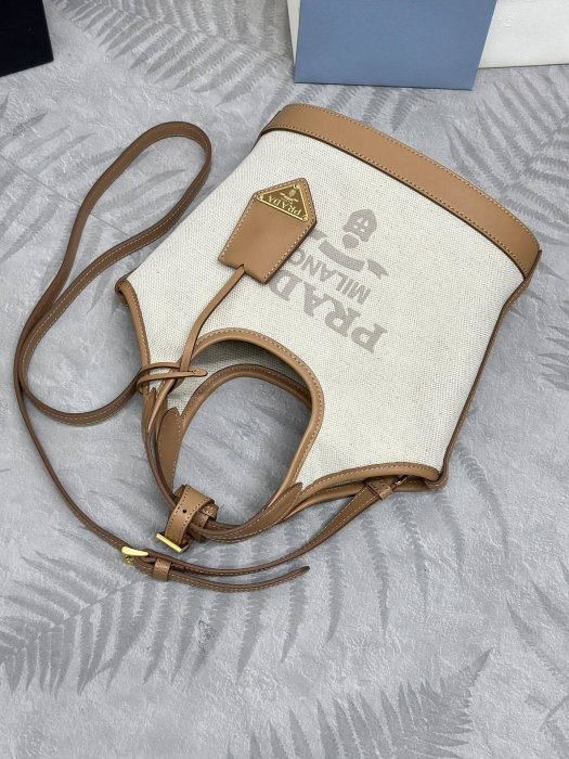 Сумка тоут 1BE074 21 см фото 4