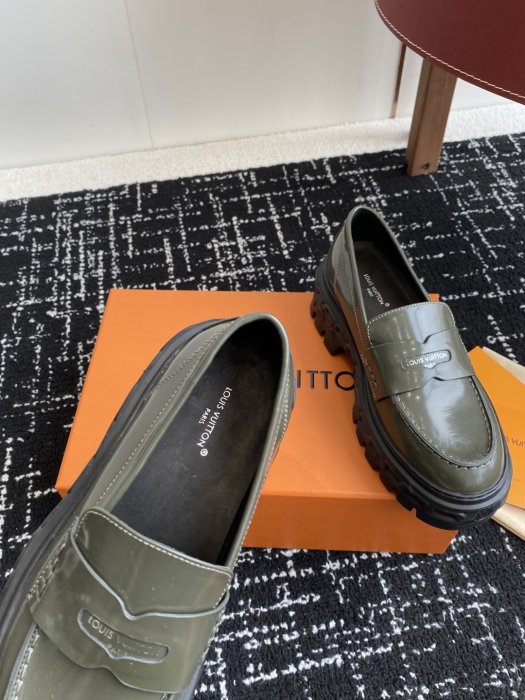 Туфли женские фото 8