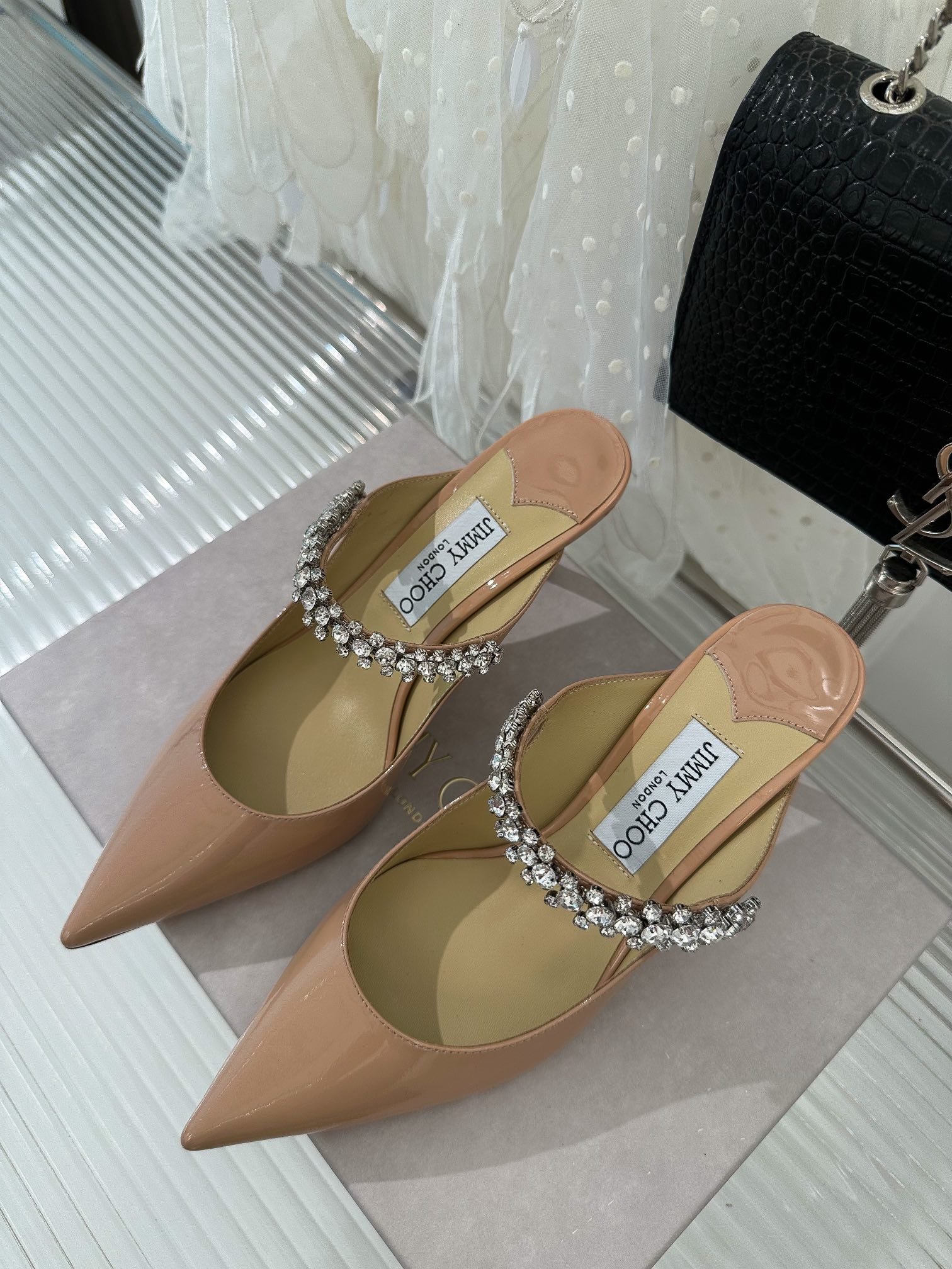 Sandals leather beige фото 4
