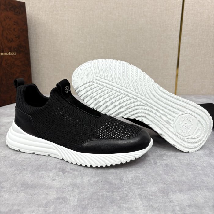 Кросівки фото 5