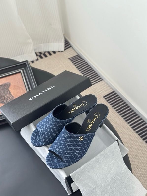 Босоножки фото 3