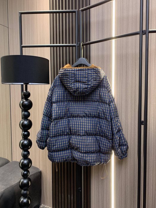 Down jacket фото 4