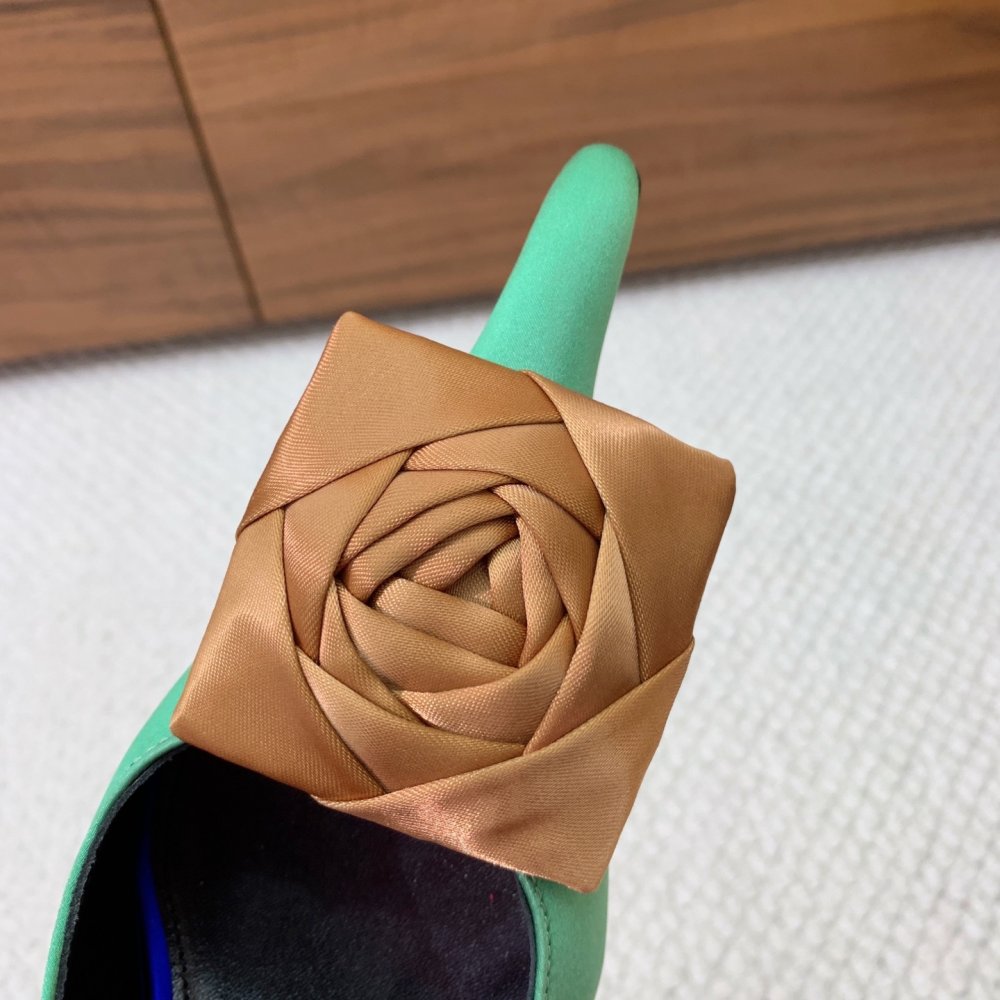 Босоножки фото 7