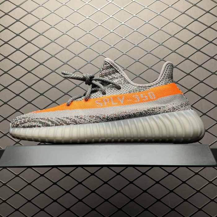 Кроссовки Yeezy Boost 350V2