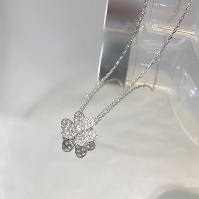 Necklace фото 14