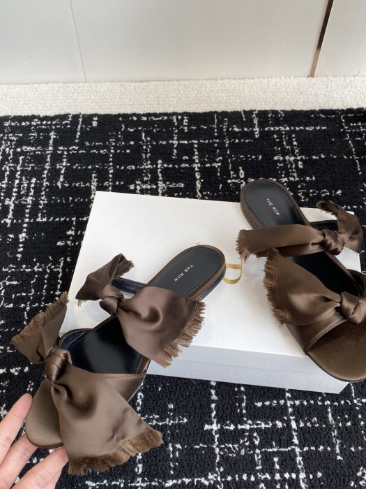 Босоножки фото 7