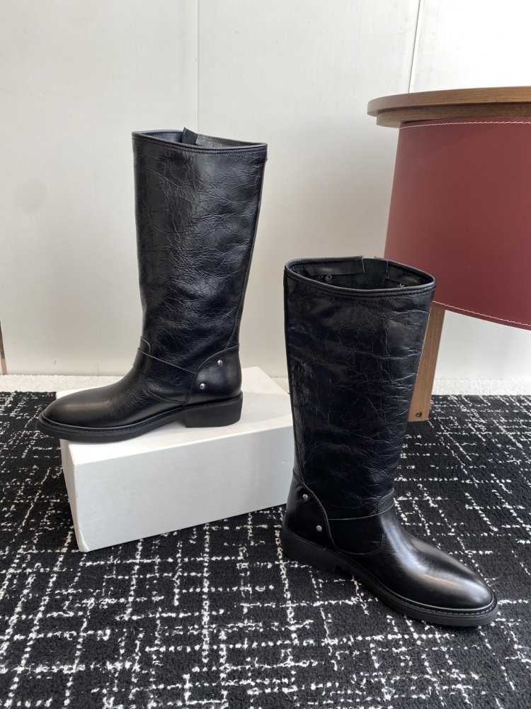 Сапоги женские фото 6