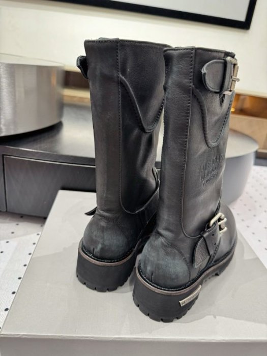 Boots women's leather фото 6