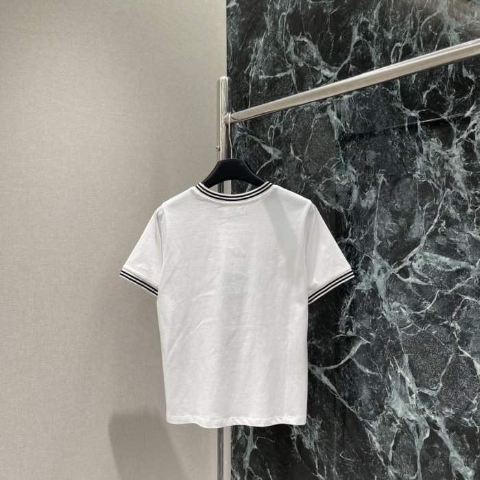 T-shirt women's фото 8