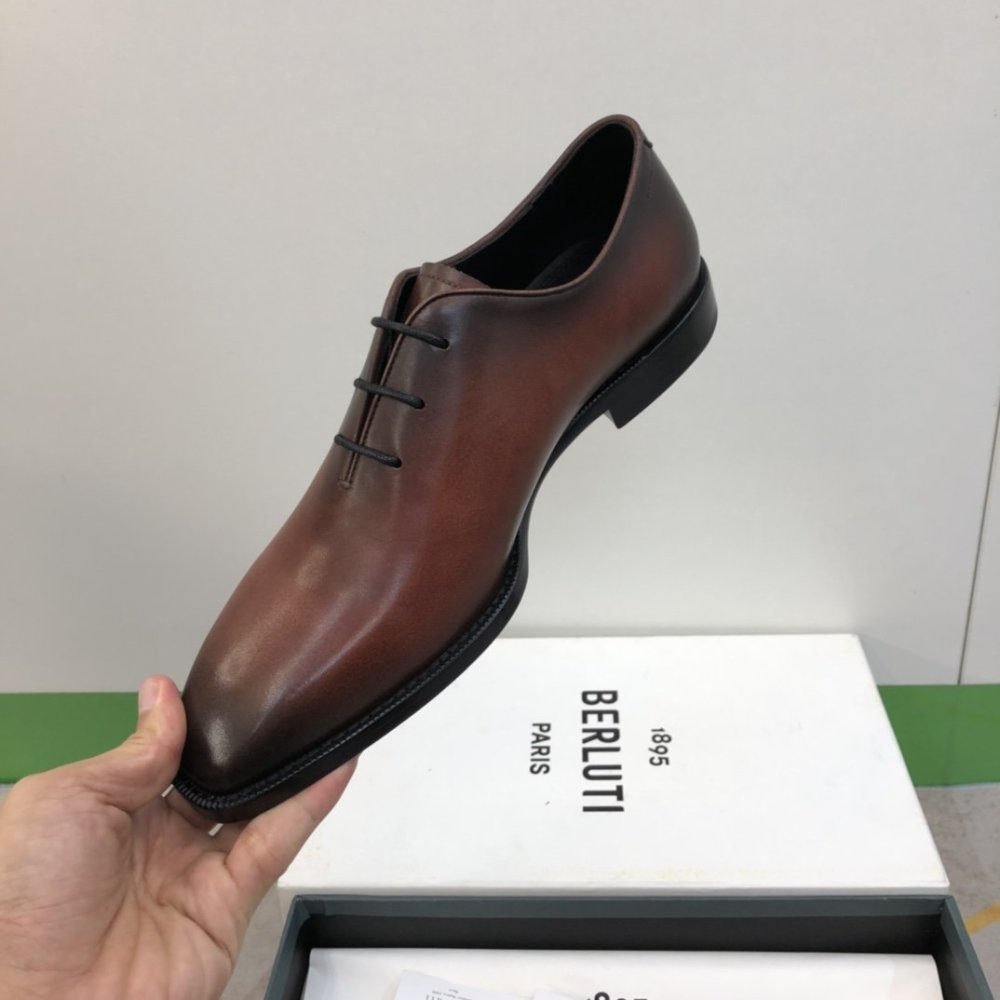 Leather men's shoes фото 8