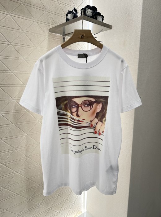 Футболка женская