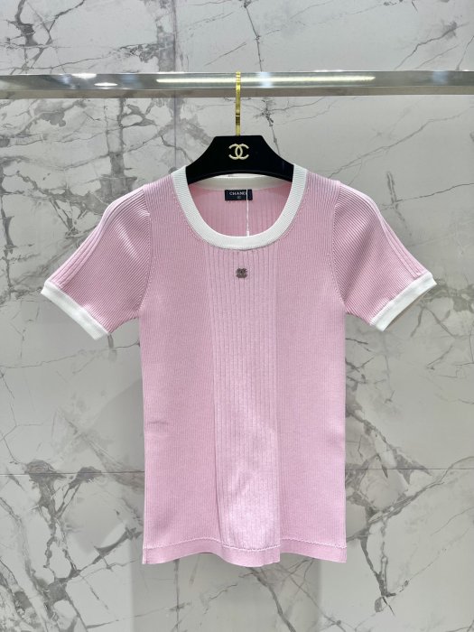 Футболка женская