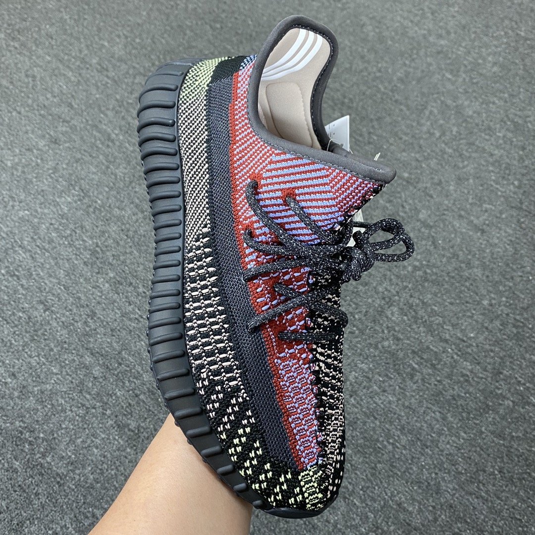 Кроссовки Yeezy Boost 350 V2 Yecheil